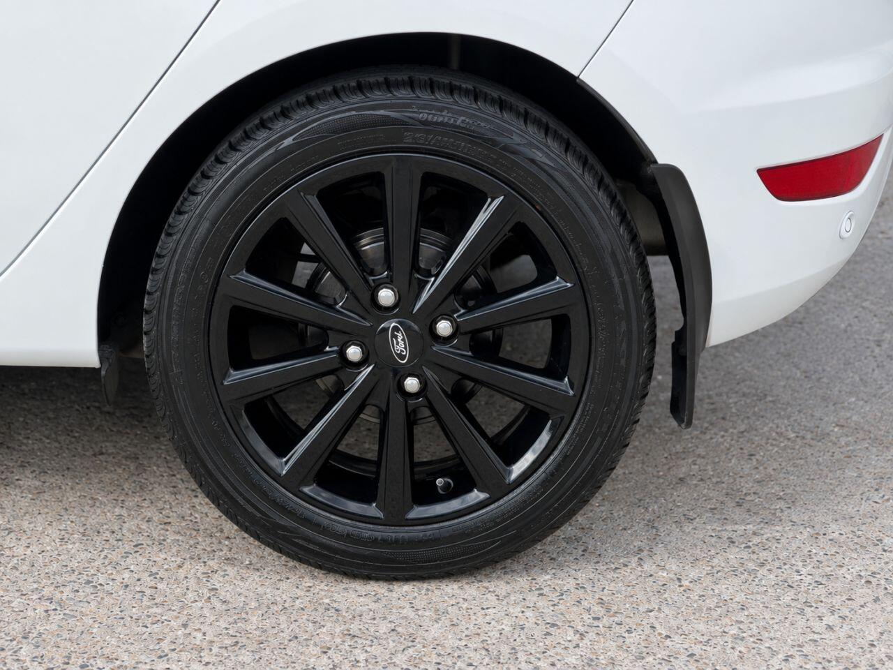 Ford Fiesta view 10
