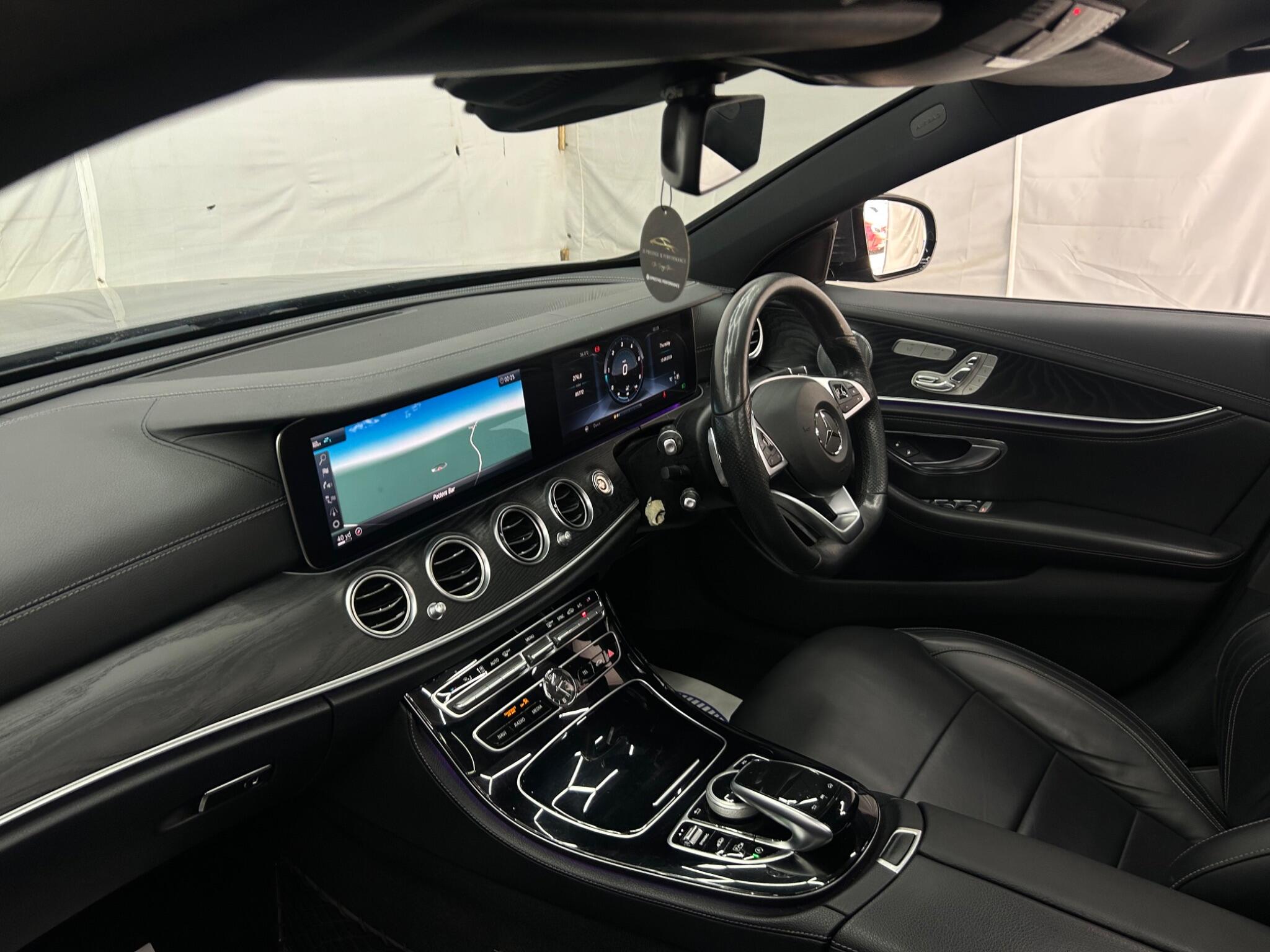 Mercedes-Benz E Class view 14