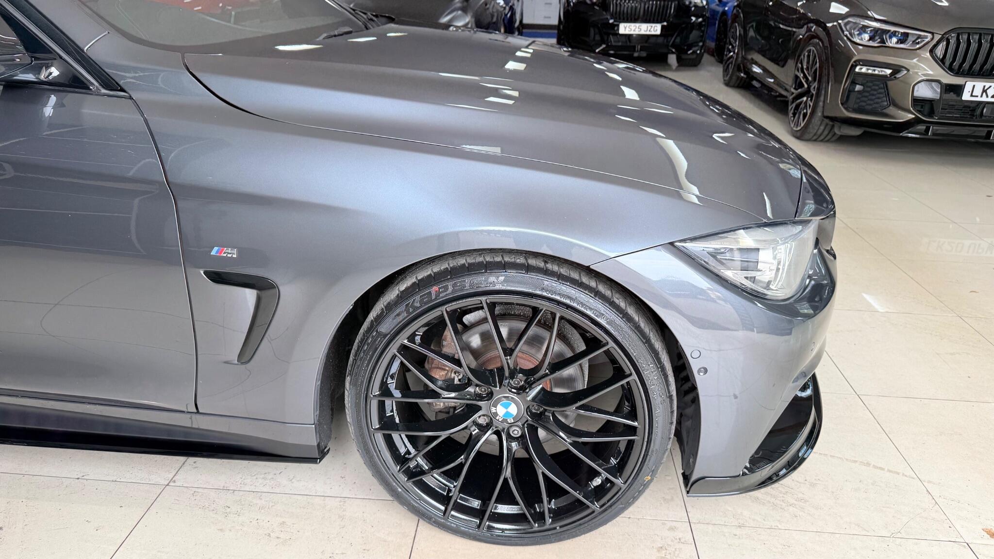 BMW 4 Series view 40