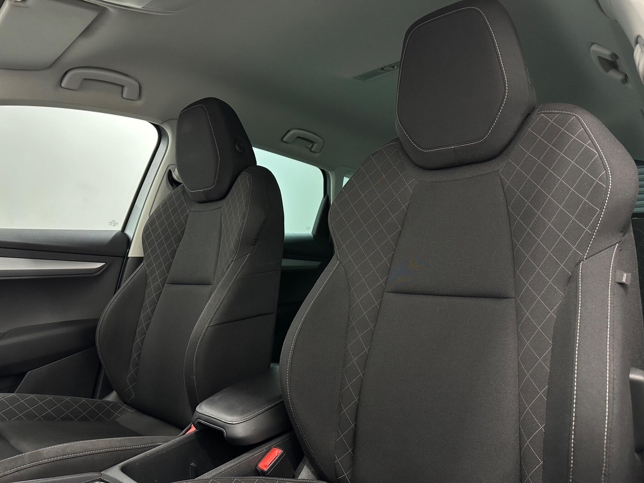 Skoda Karoq view 35