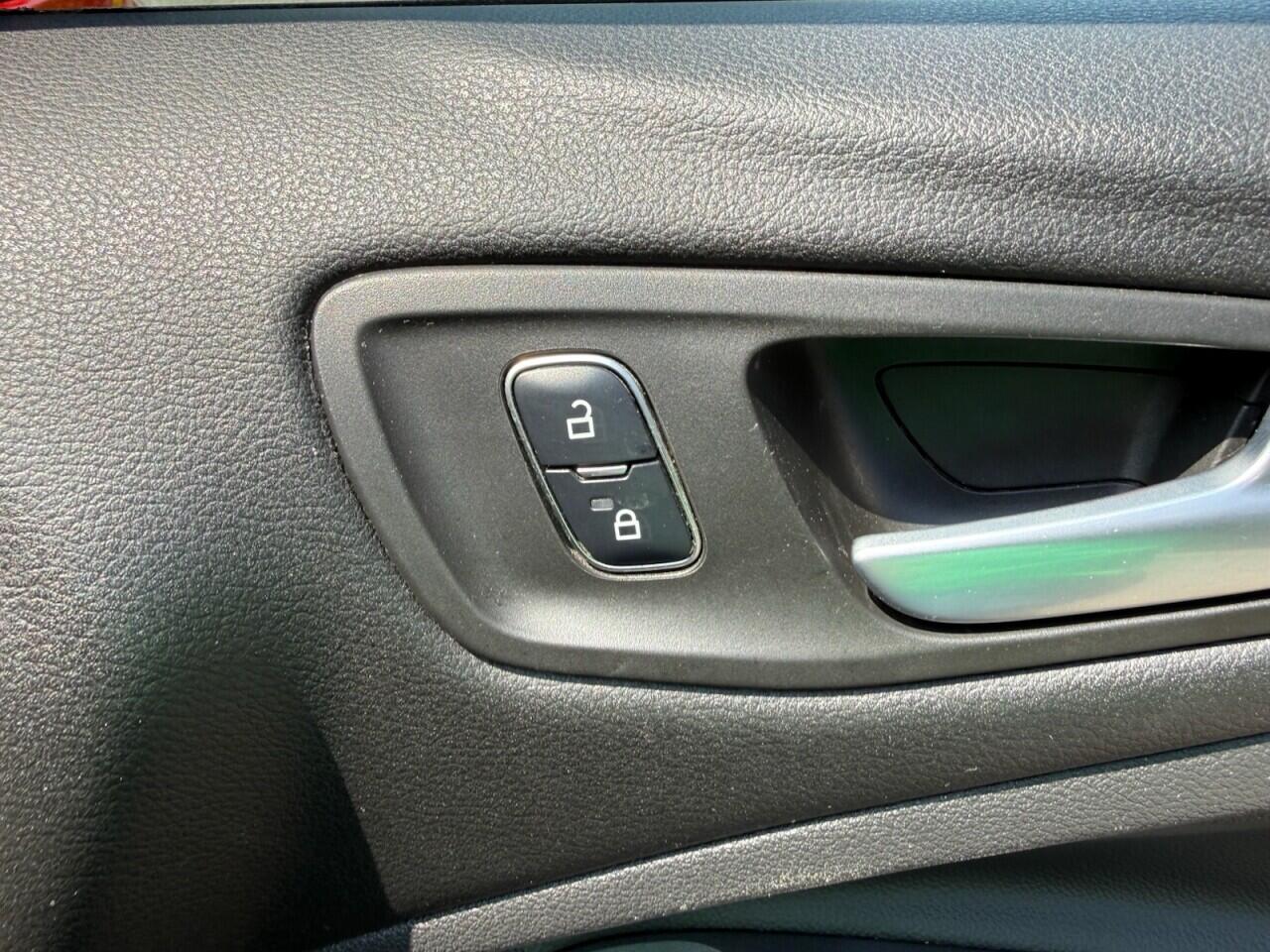Ford Kuga view 15
