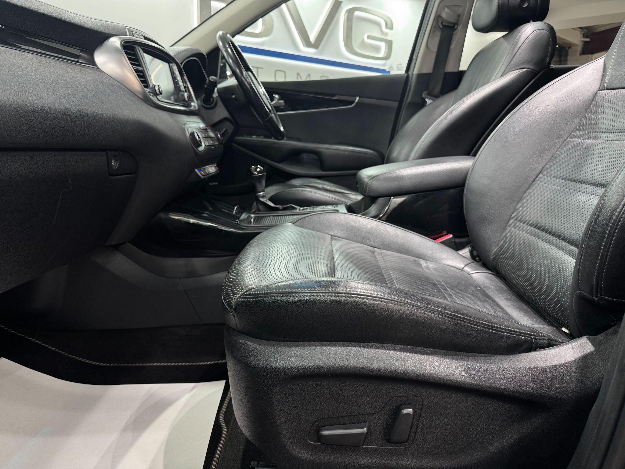 Kia Sorento view 60