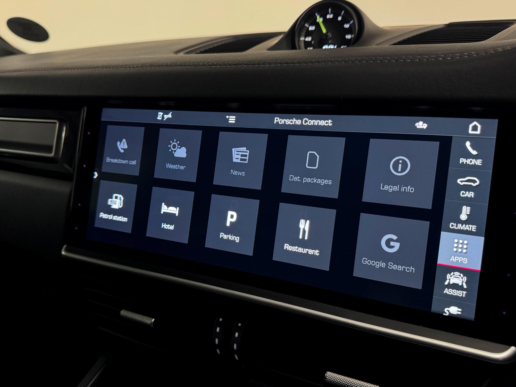 Porsche Cayenne view 61