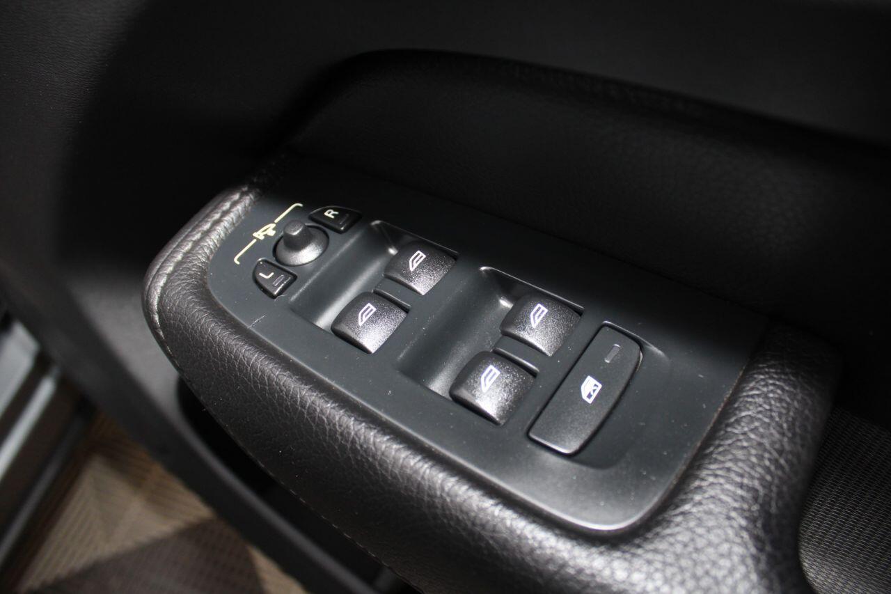 Volvo XC60 view 13
