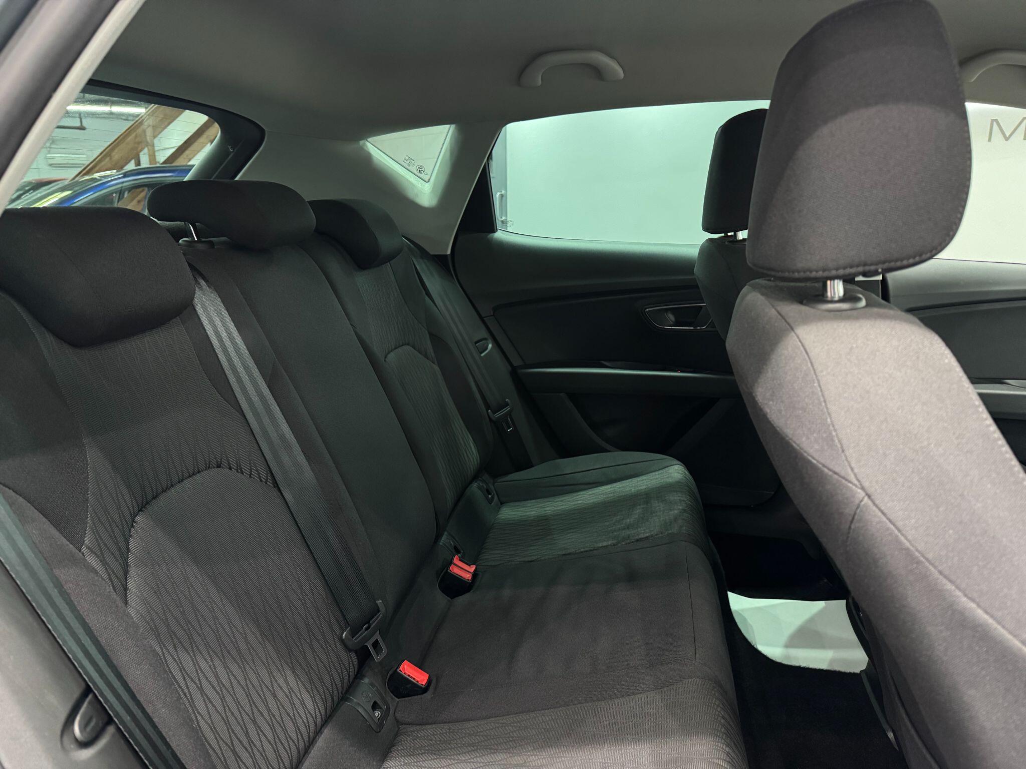 Seat Leon view 44