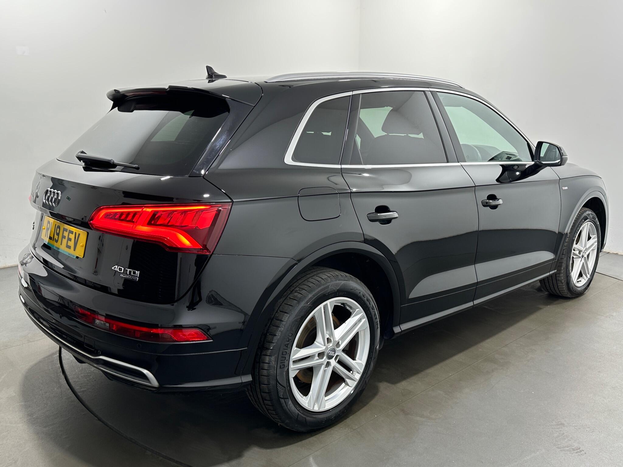 Audi Q5 view 51