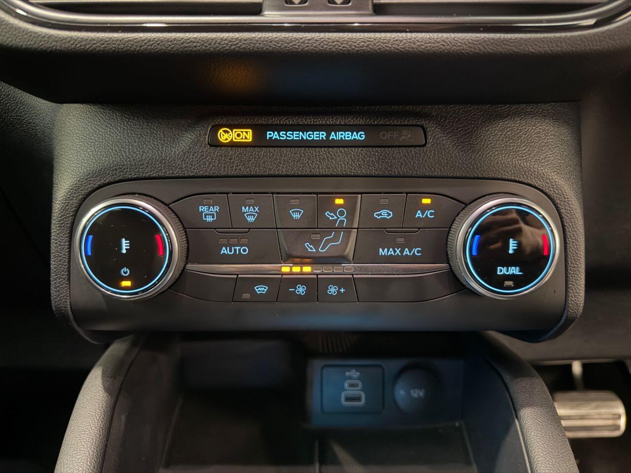 Ford Kuga view 10