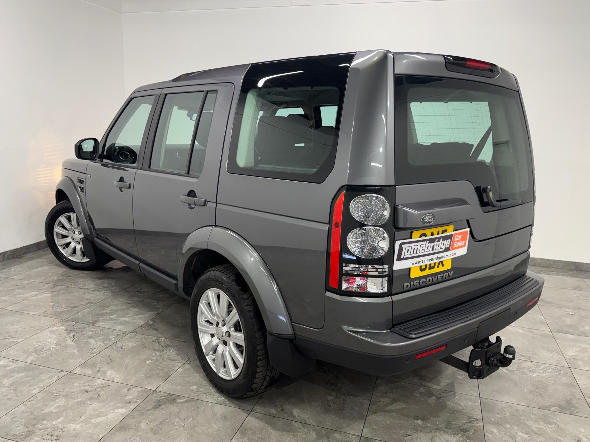 Land Rover Discovery view 5