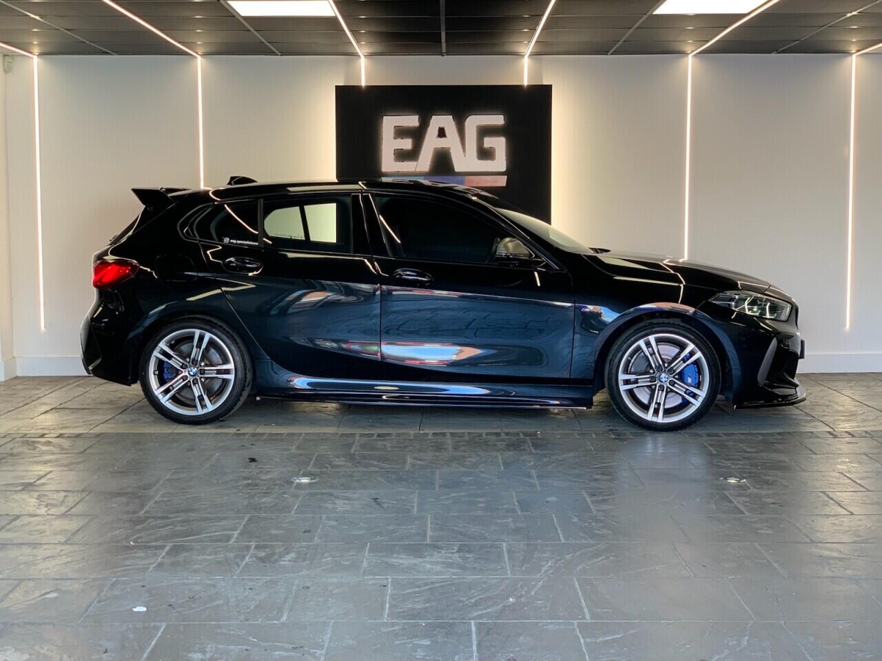 BMW 1 Series view 2