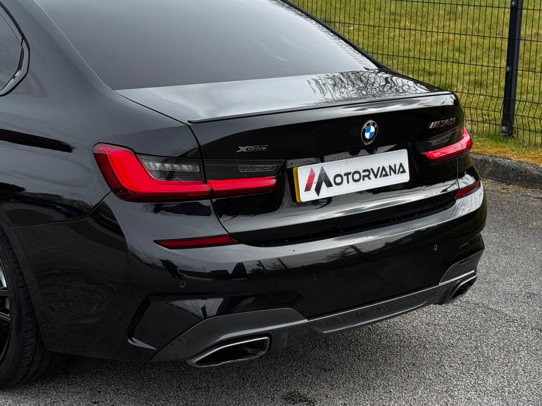 BMW 3 Series view 55