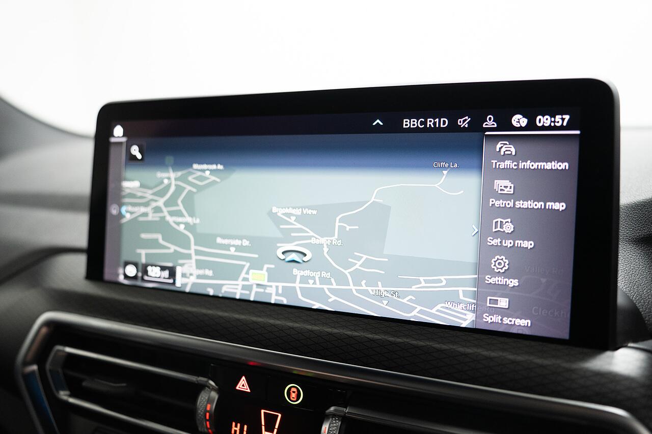 BMW X3 view 15