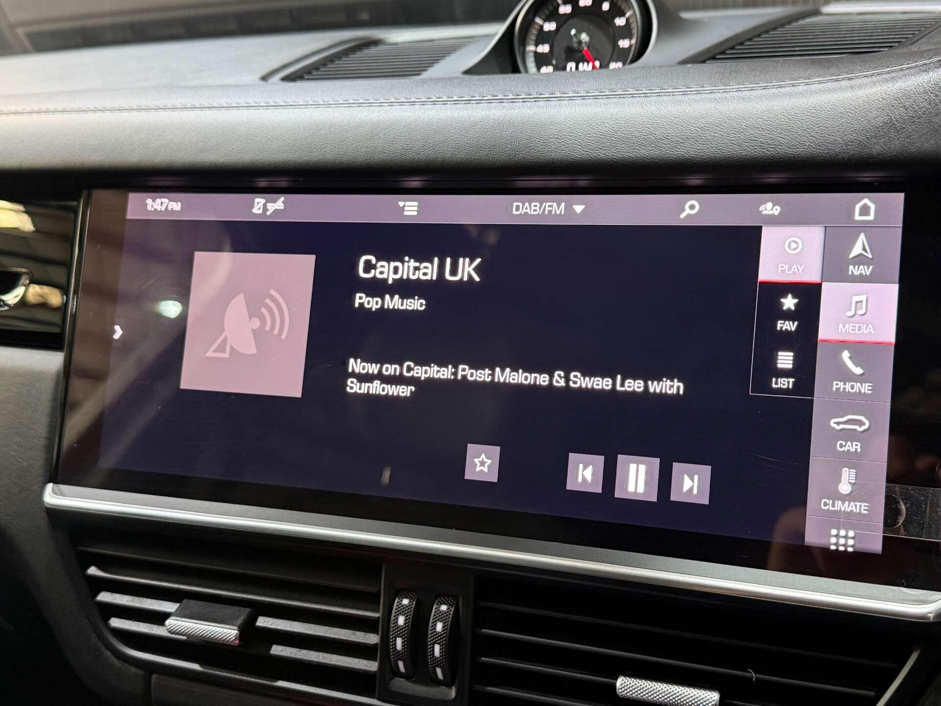 Porsche Cayenne view 51