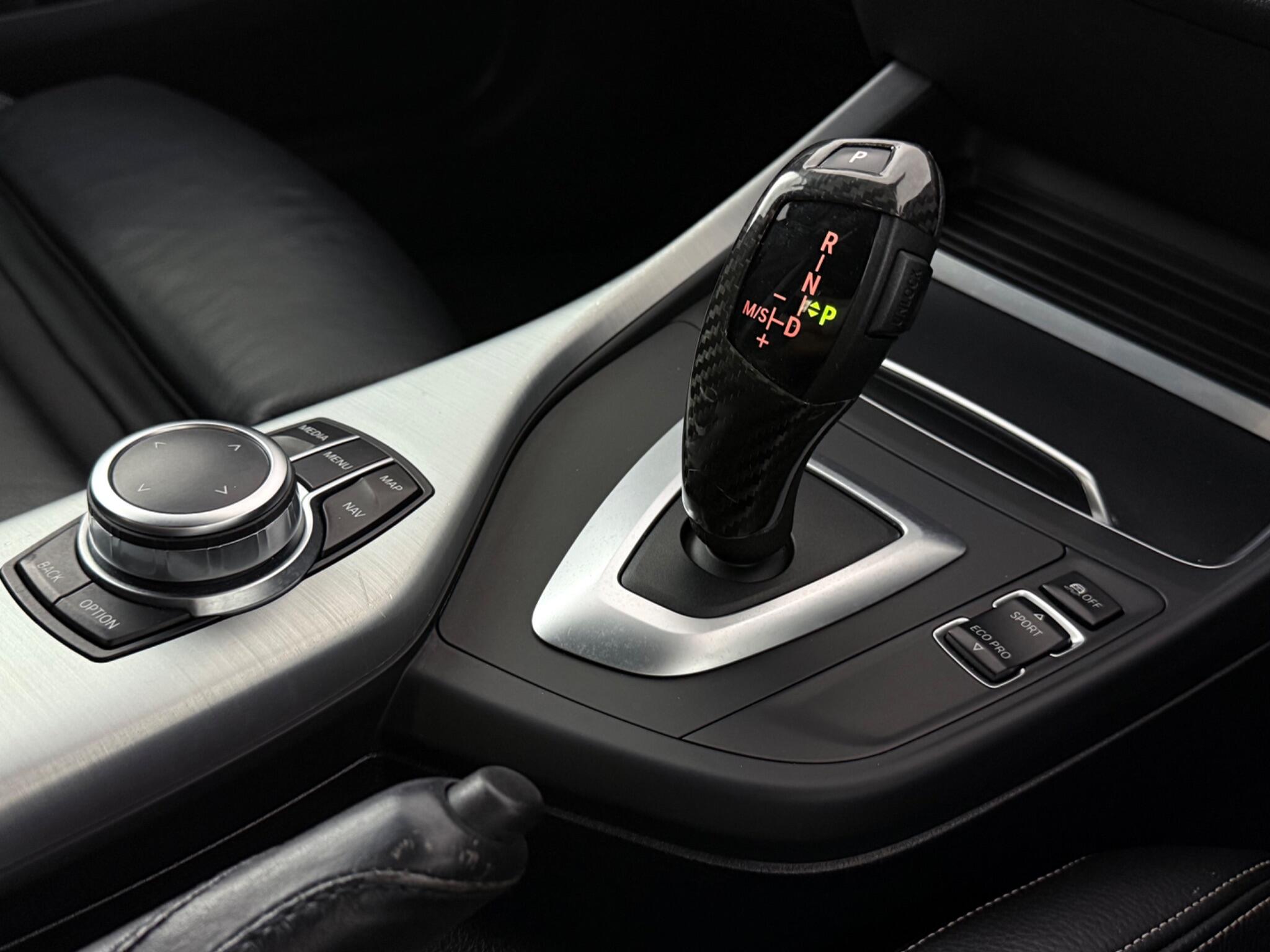 BMW 2 Series view 25