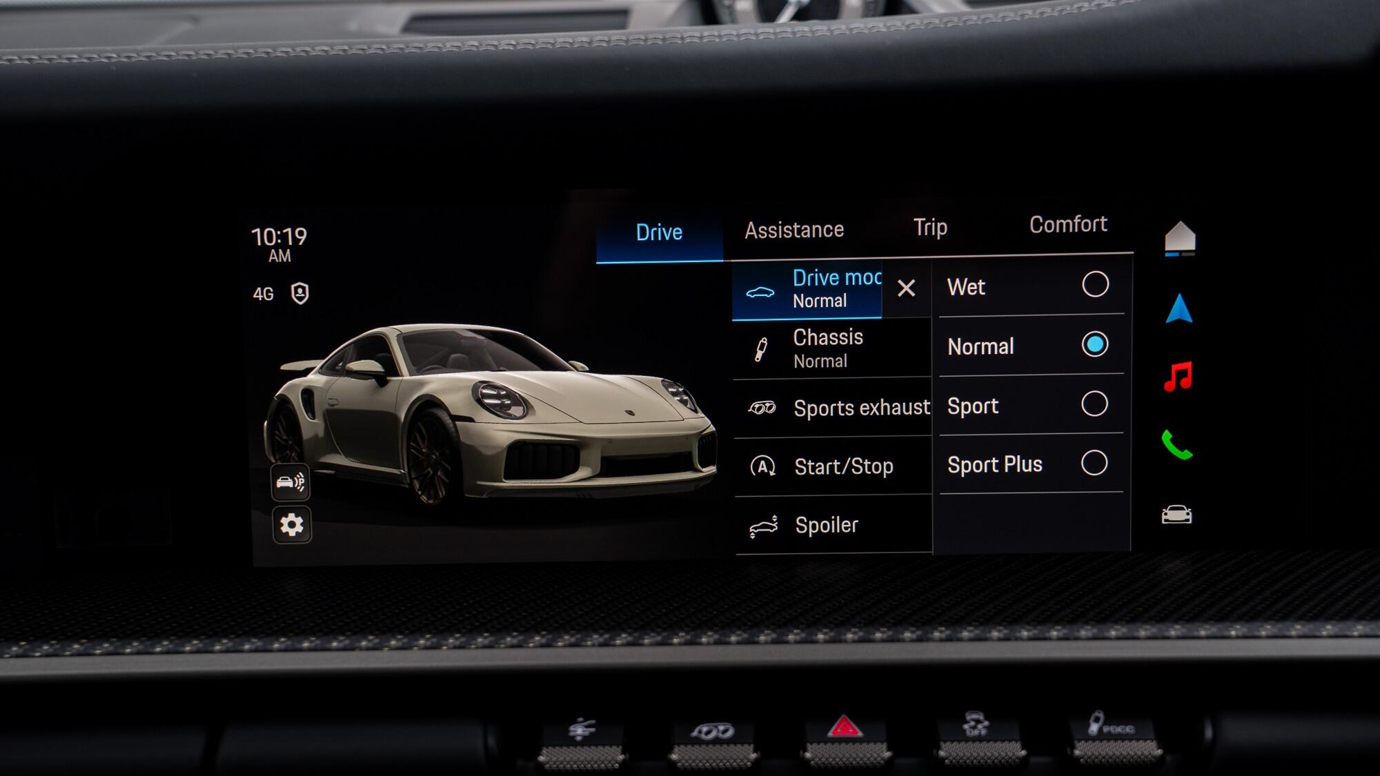 Porsche 911 view 30