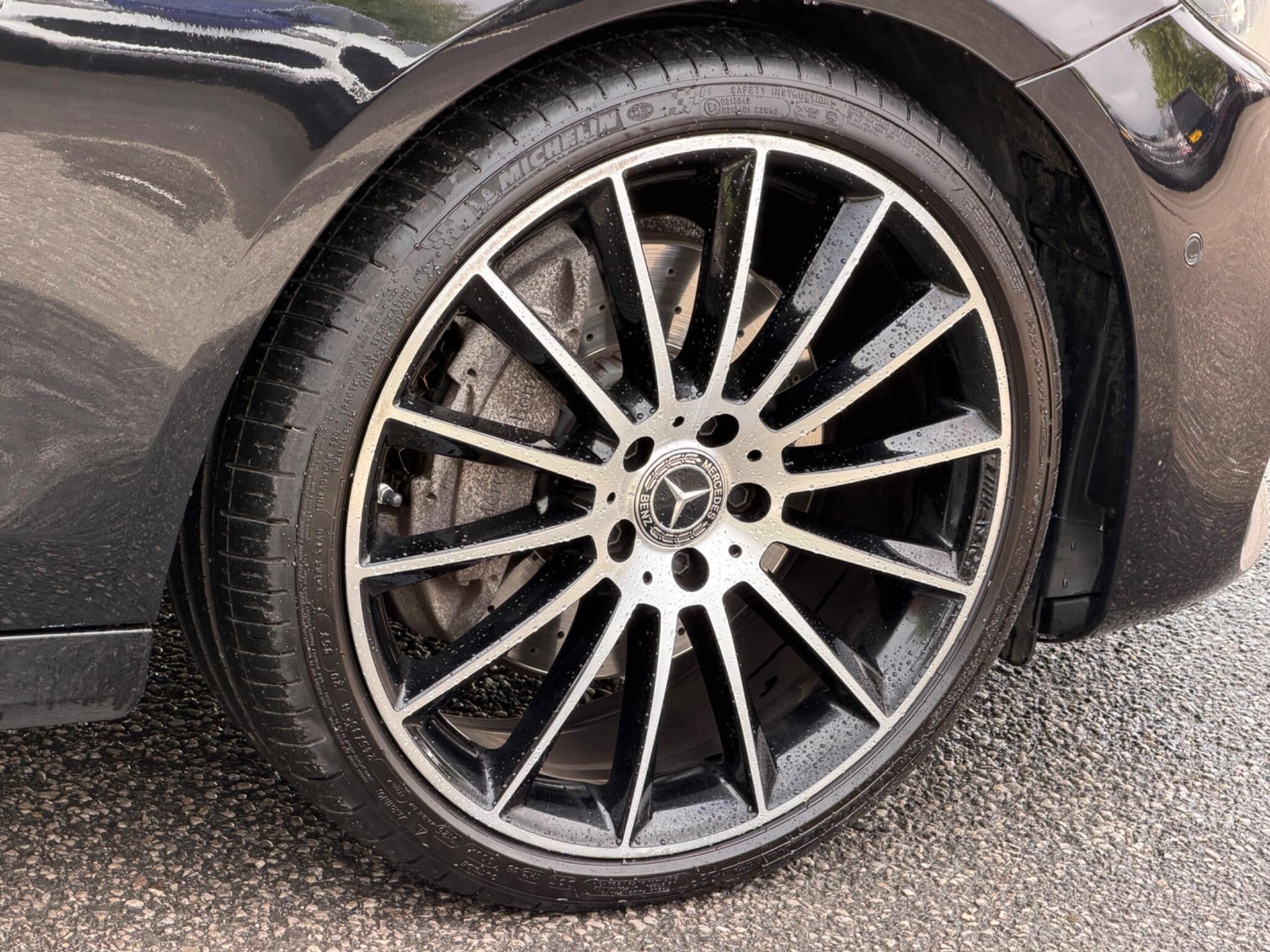 Mercedes-Benz E-Class view 54