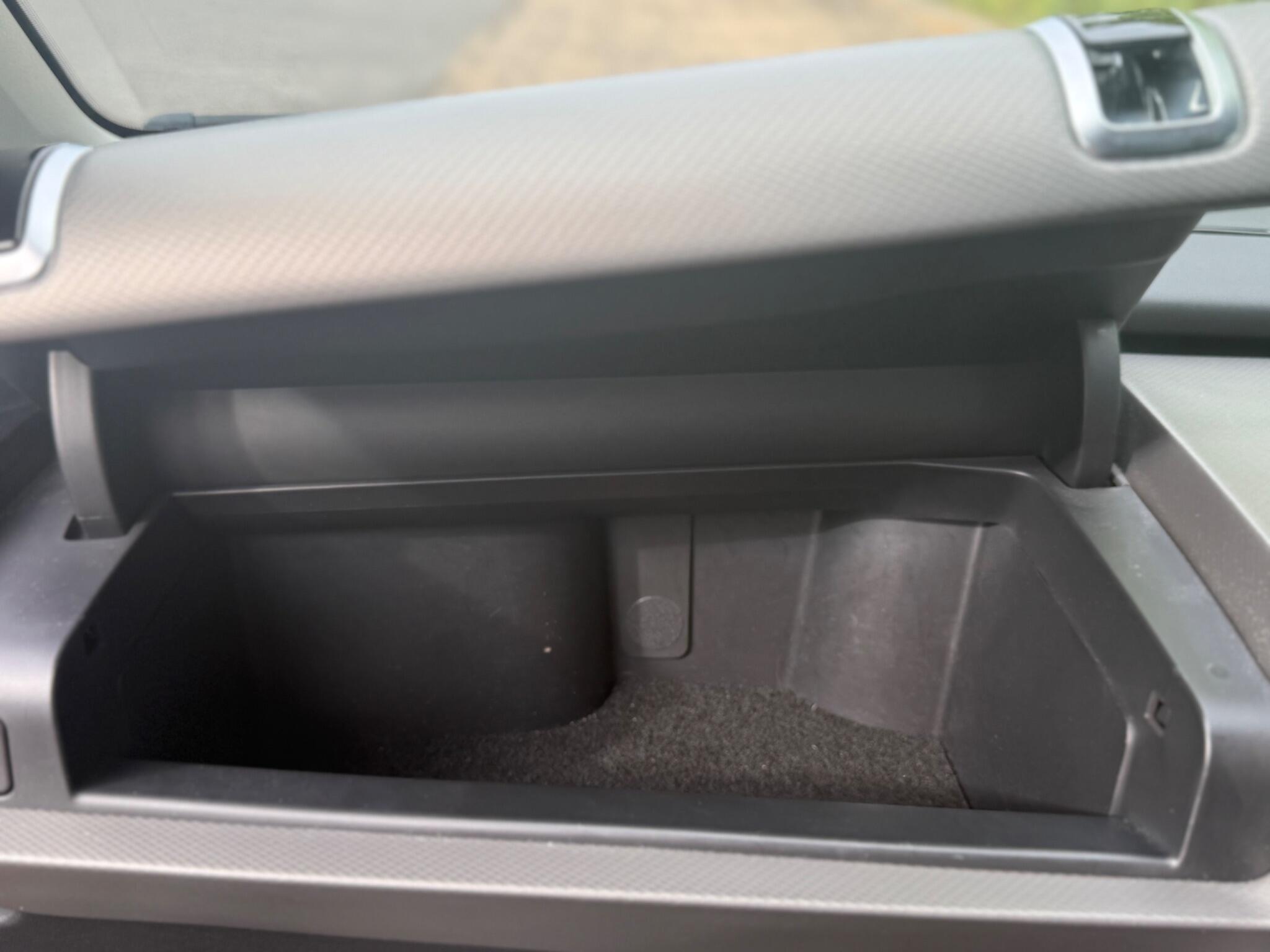 Citroen C4 Cactus view 88