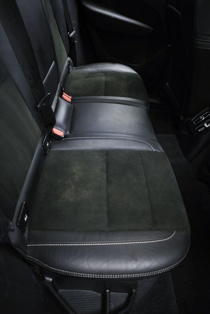 Volvo XC40 view 12