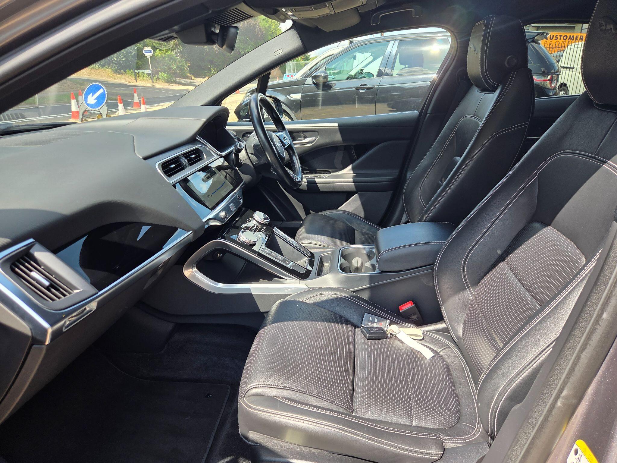 Jaguar I-Pace view 38