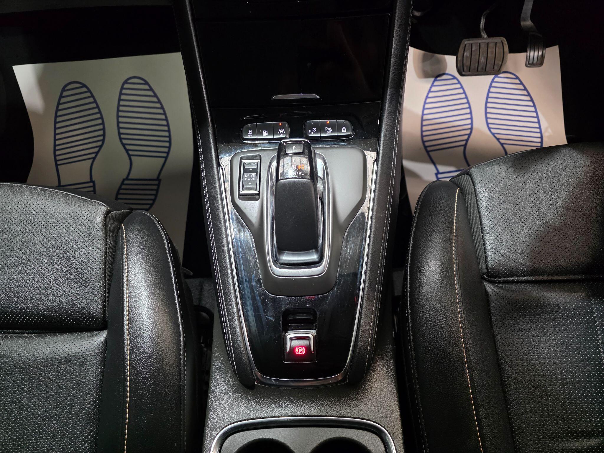 Vauxhall Grandland X view 11