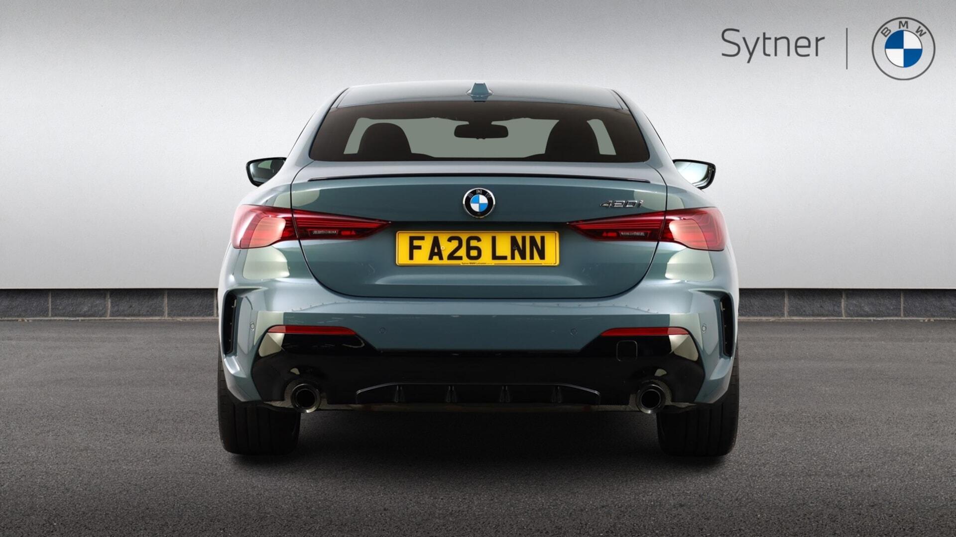 BMW 4 Series view 15