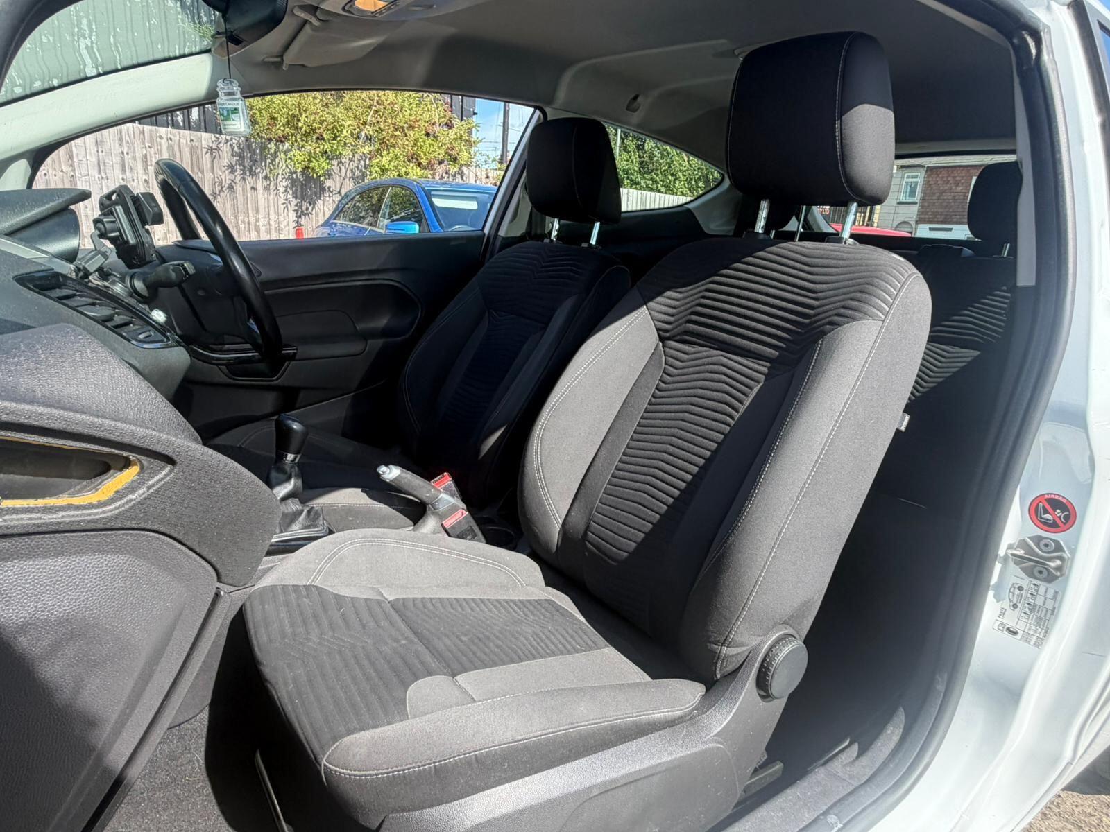 Ford Fiesta view 15