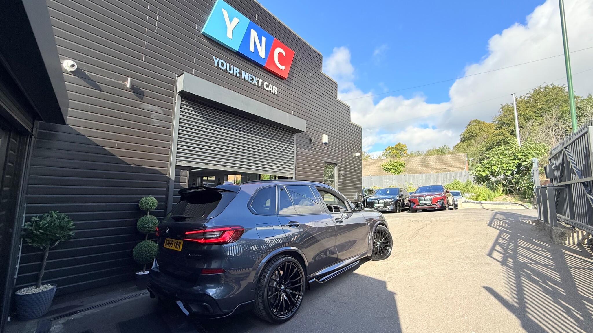 BMW X5 view 27