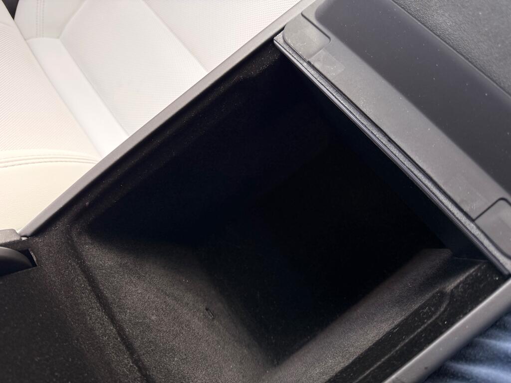 Tesla Model 3 view 51