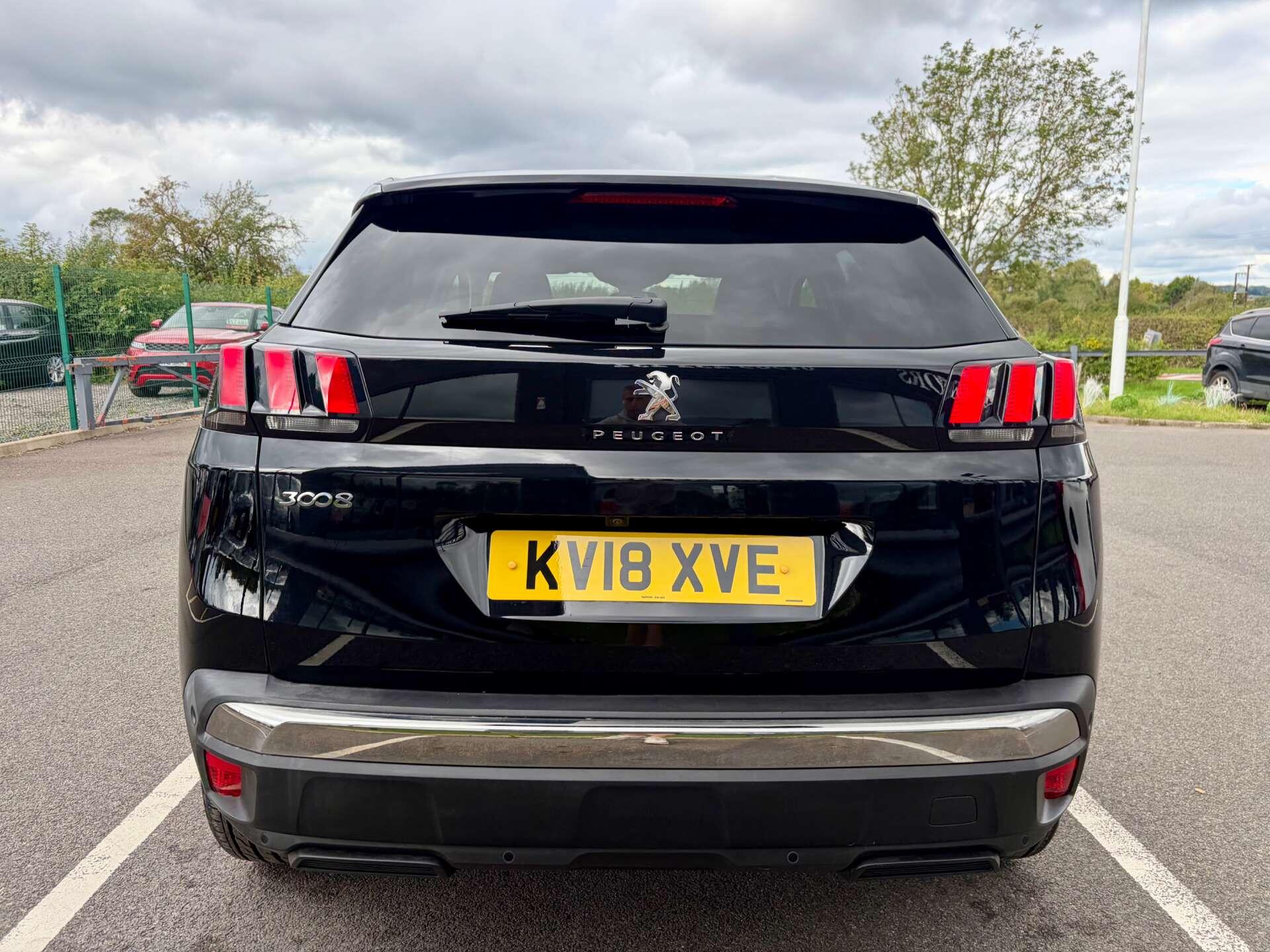 Peugeot 3008 view 7