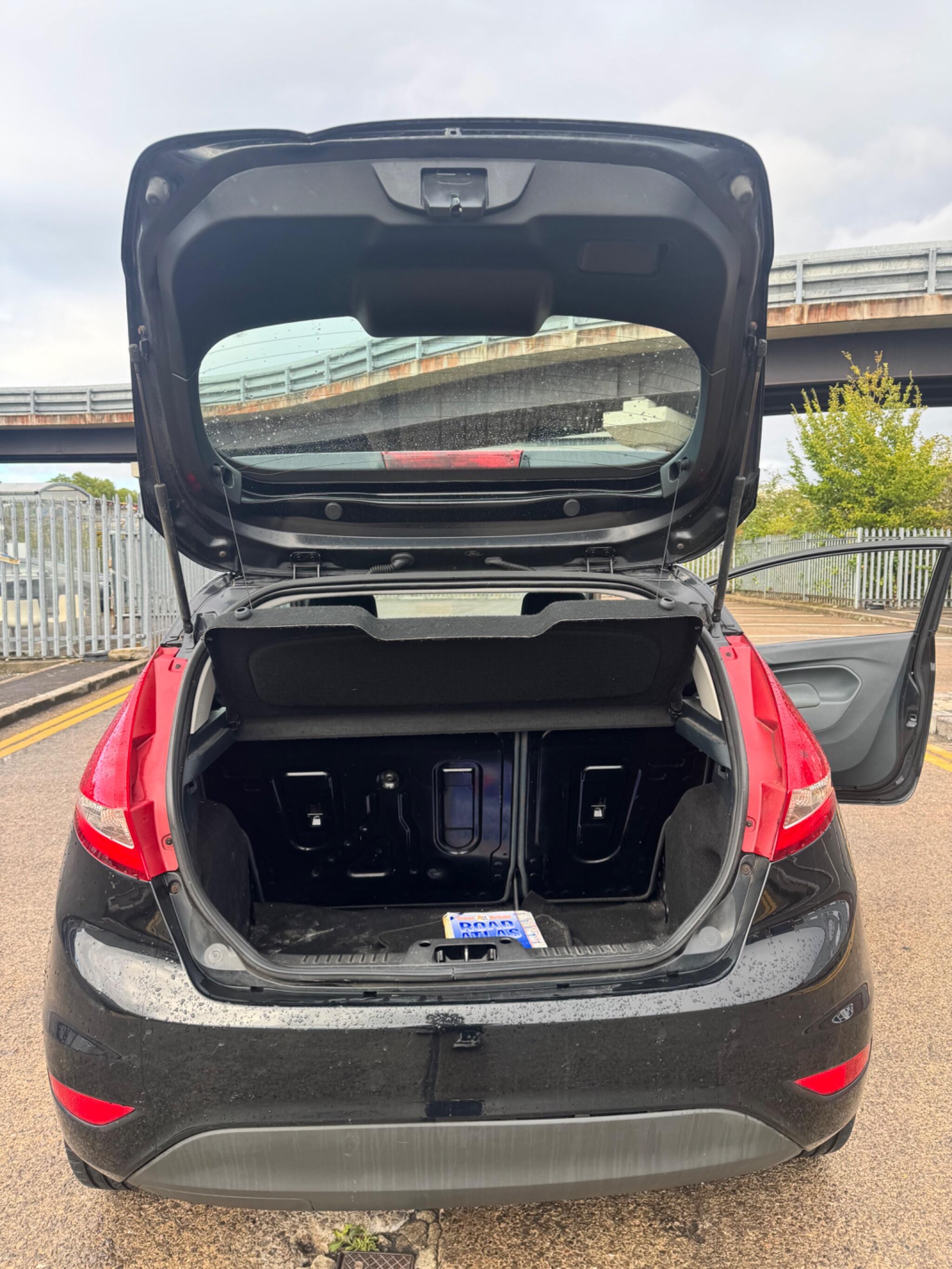Ford Fiesta view 40