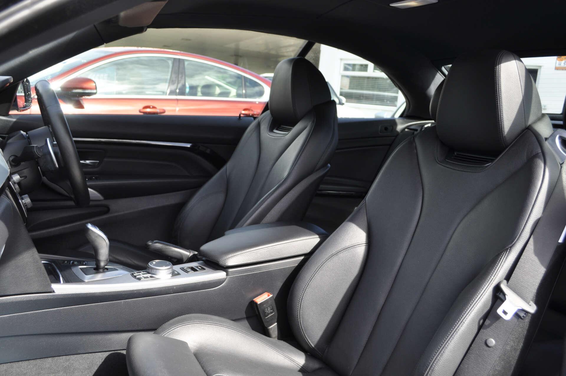BMW 4 Series view 12