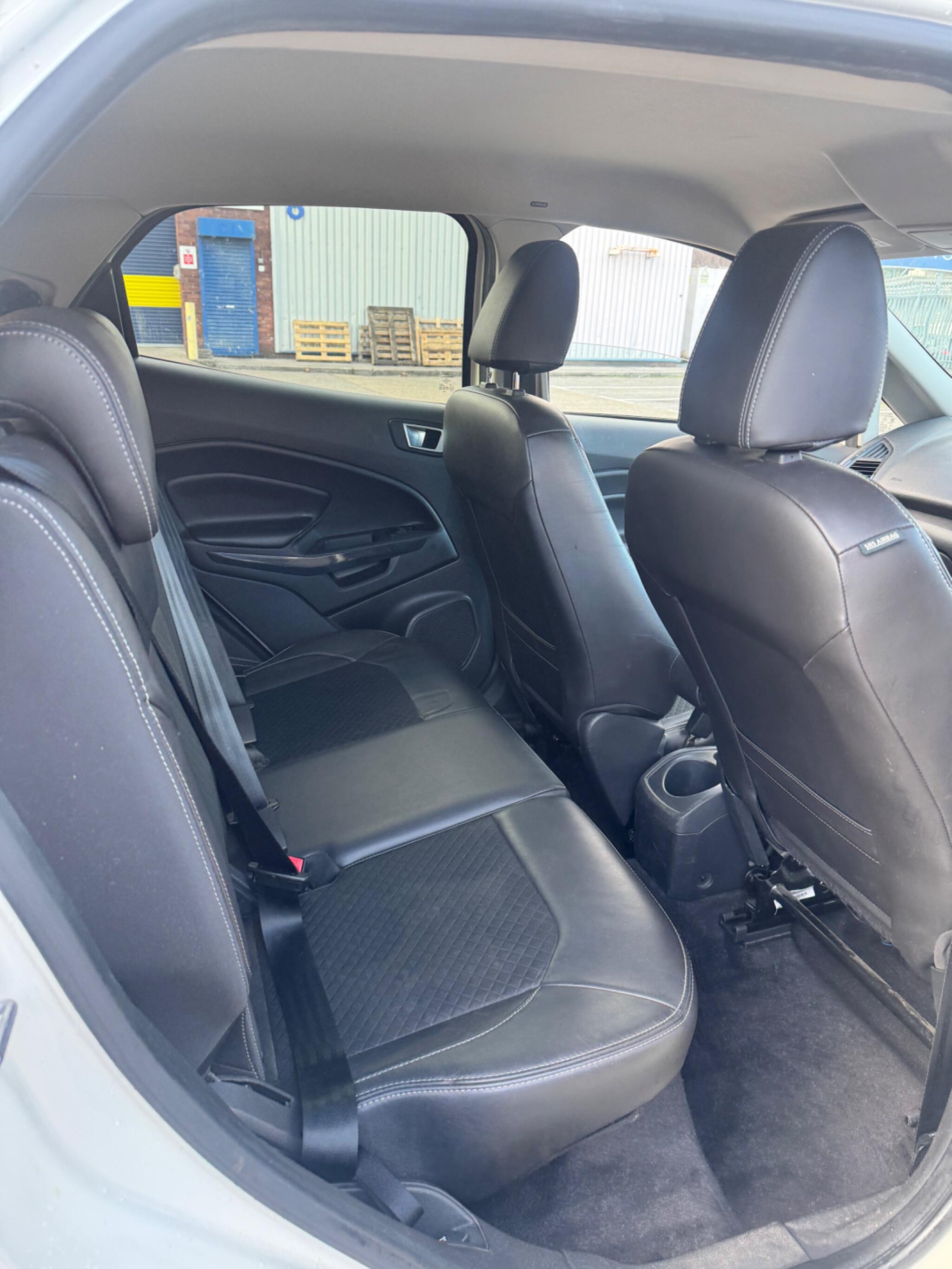Ford Ecosport view 30