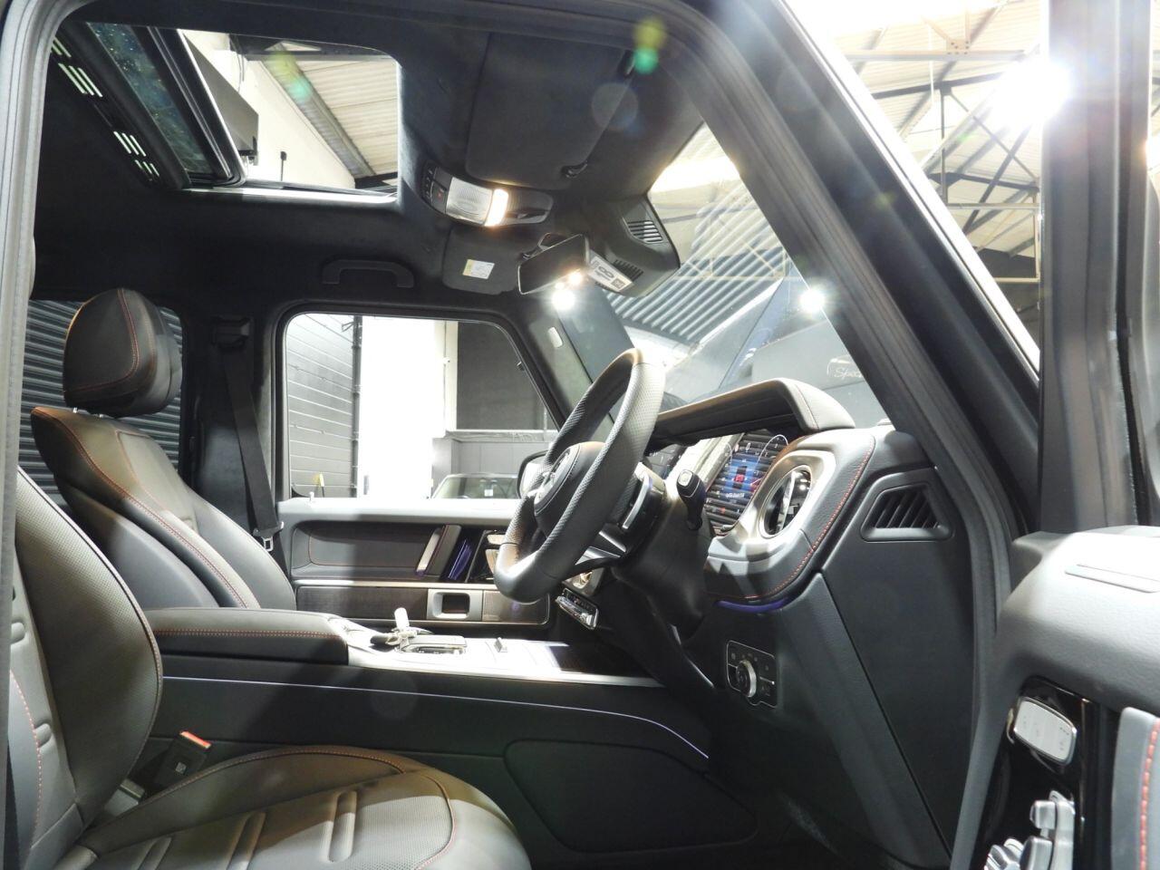 Mercedes-Benz G Class view 36