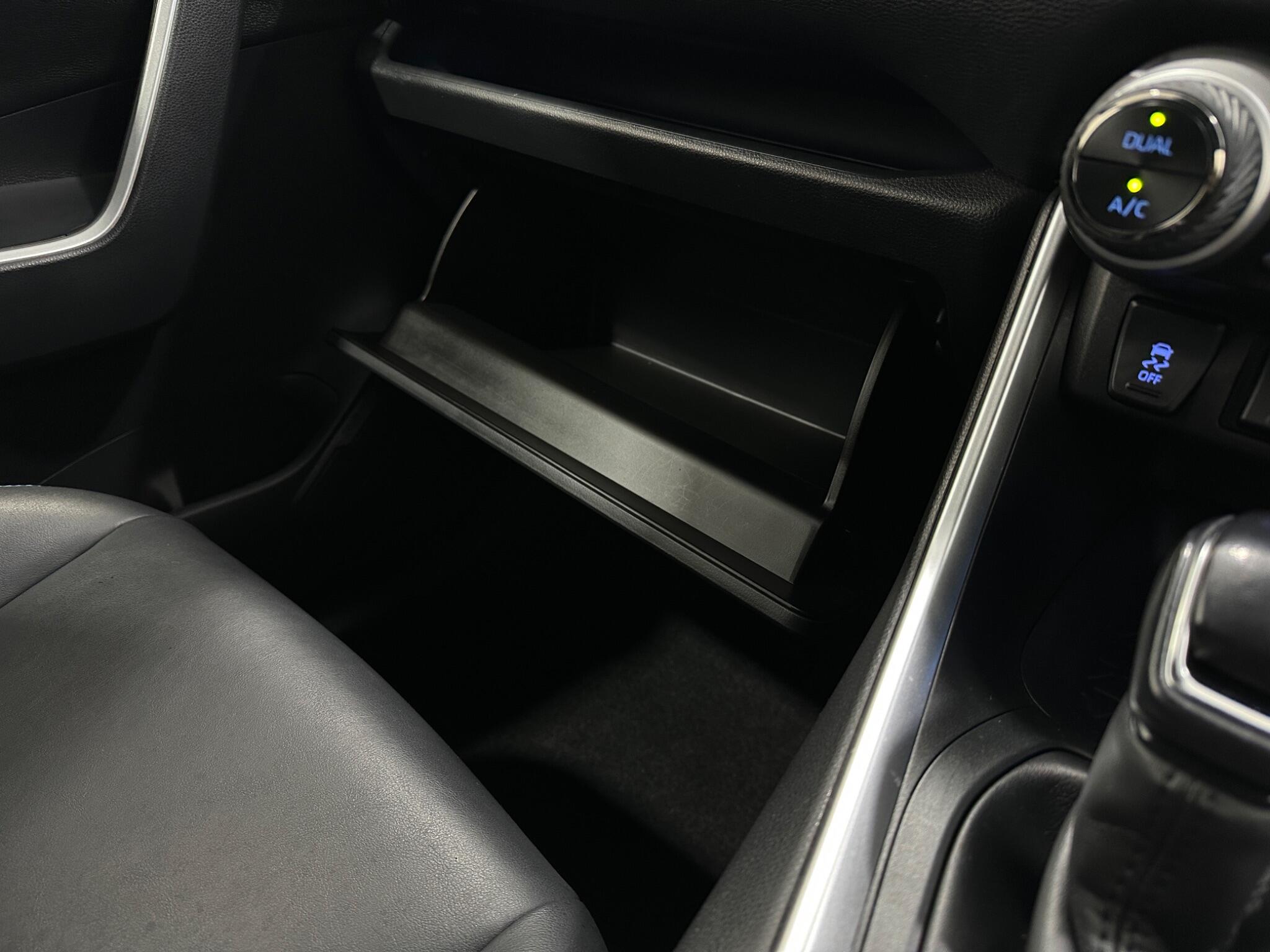 Toyota Rav4 view 28