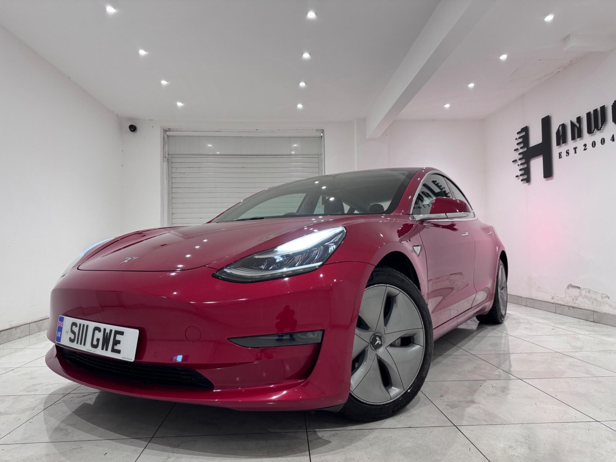 Tesla Model 3 view 4