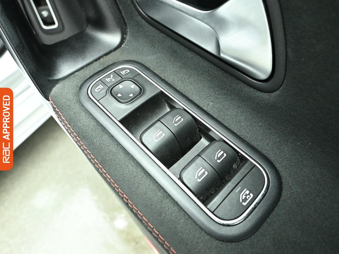 Mercedes-Benz Cla view 25