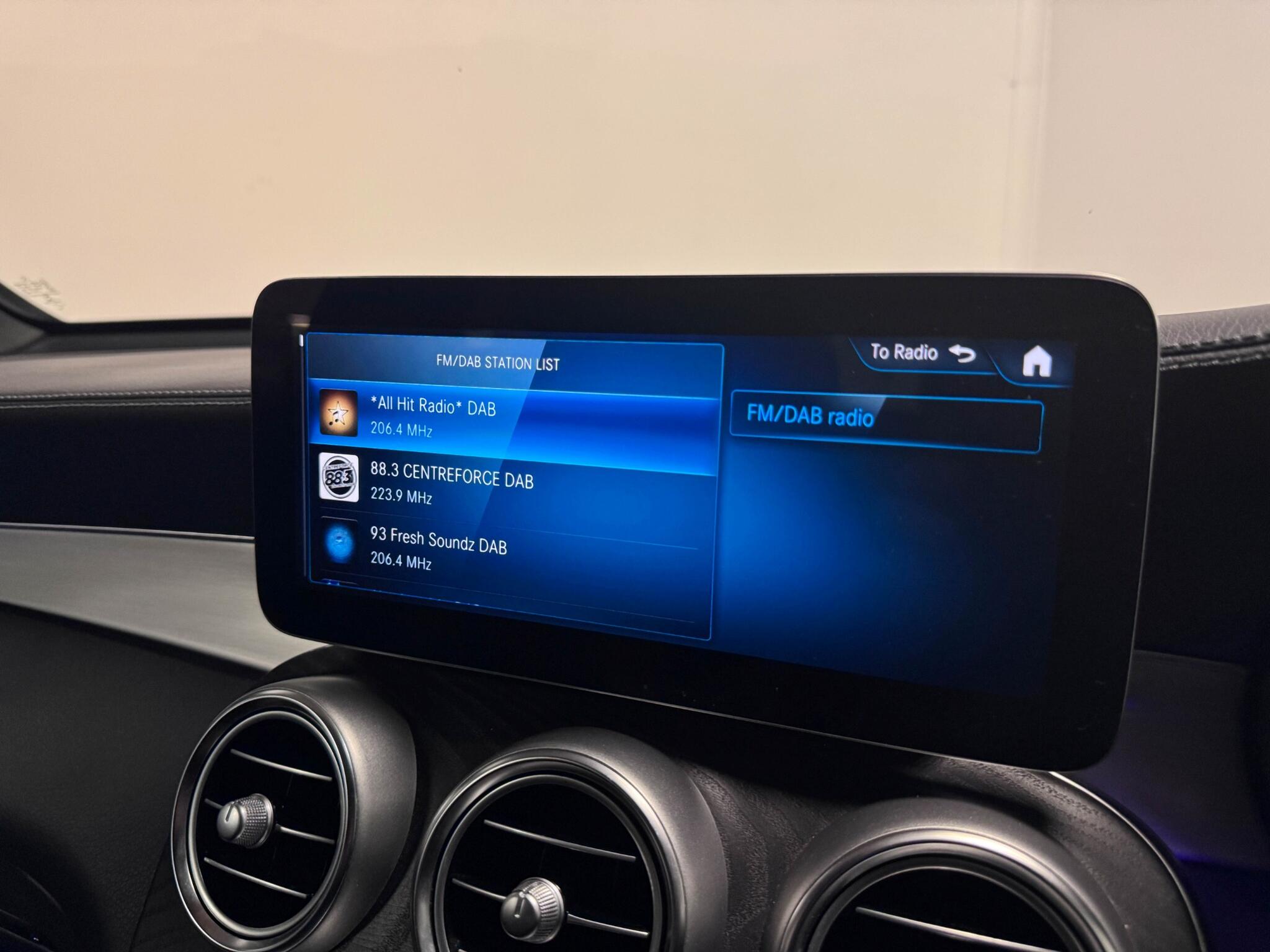 Mercedes-Benz GLC view 45
