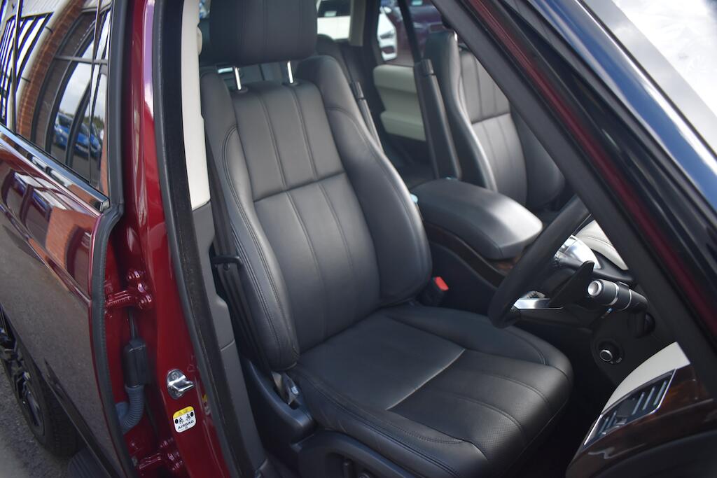 Land Rover Range Rover view 29