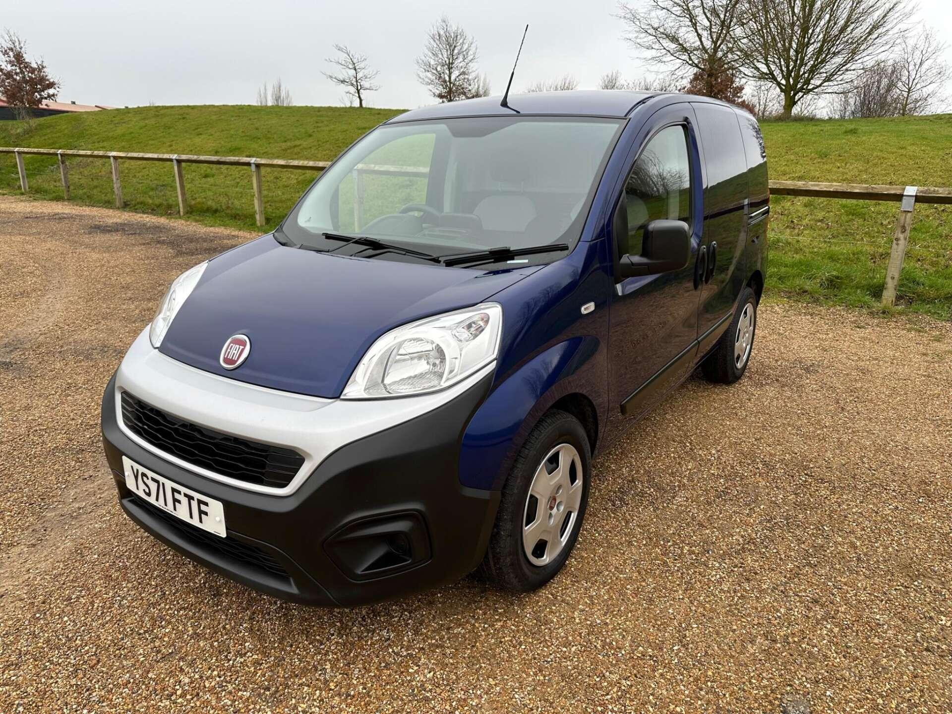 Fiat Fiorino view 3