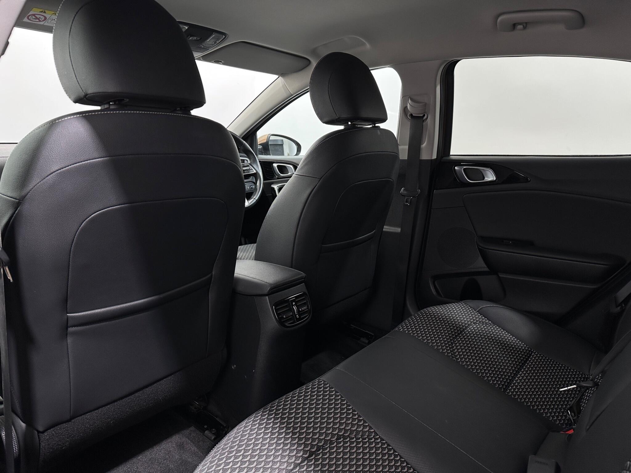 Kia XCeed view 38