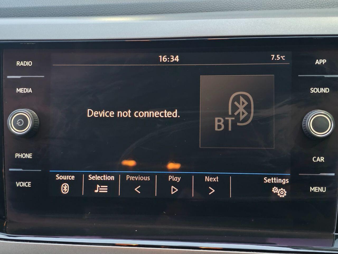 Volkswagen Polo view 45