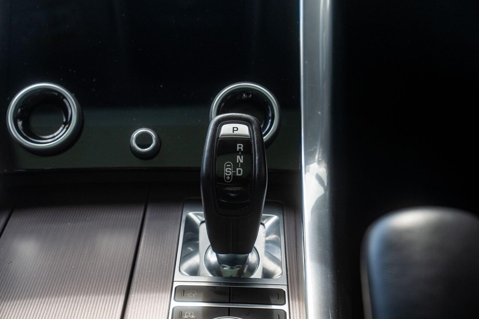 Land Rover Range Rover Sport view 33