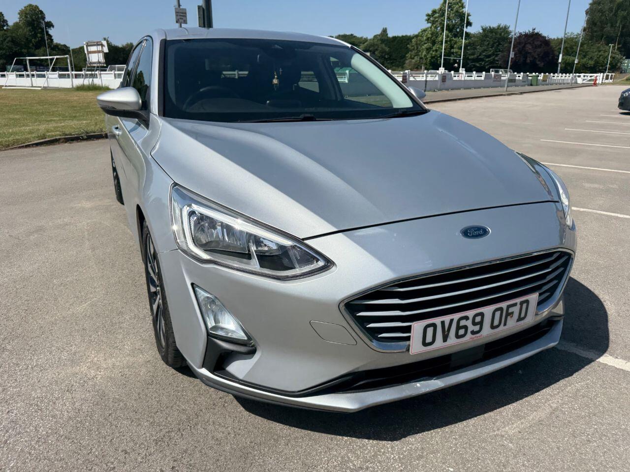 Ford Focus view 21