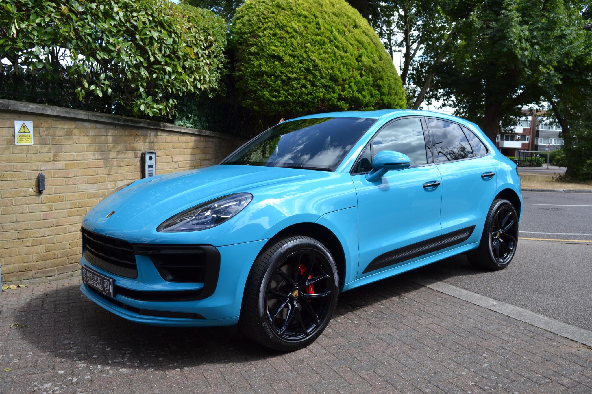 Porsche Macan view 17