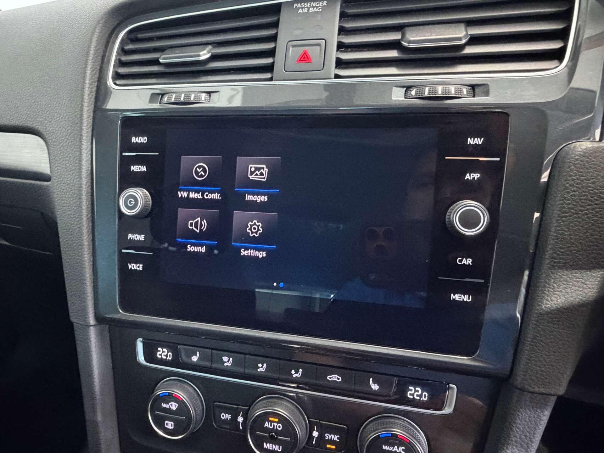 Volkswagen Golf view 41