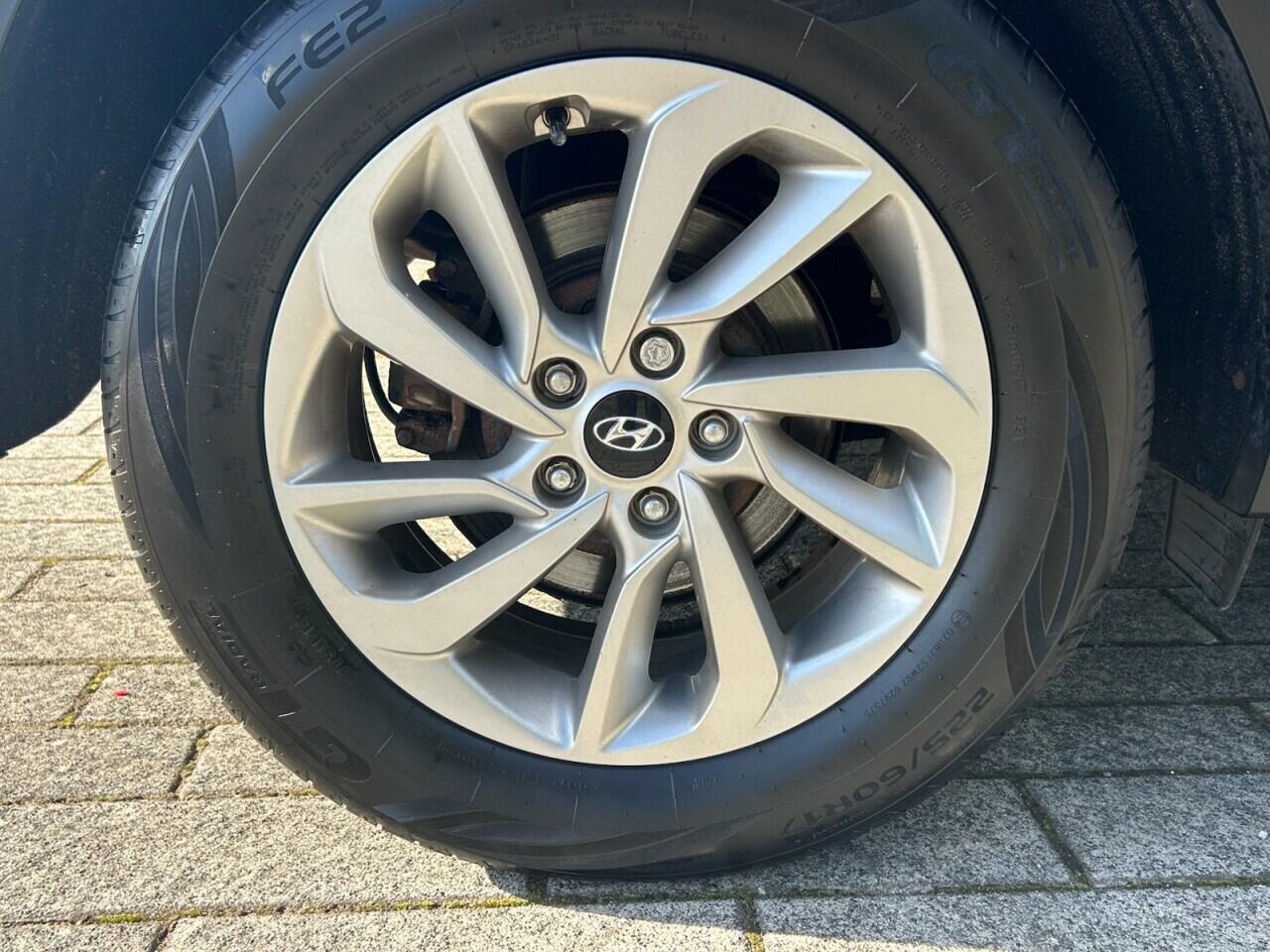 Hyundai Tucson view 39
