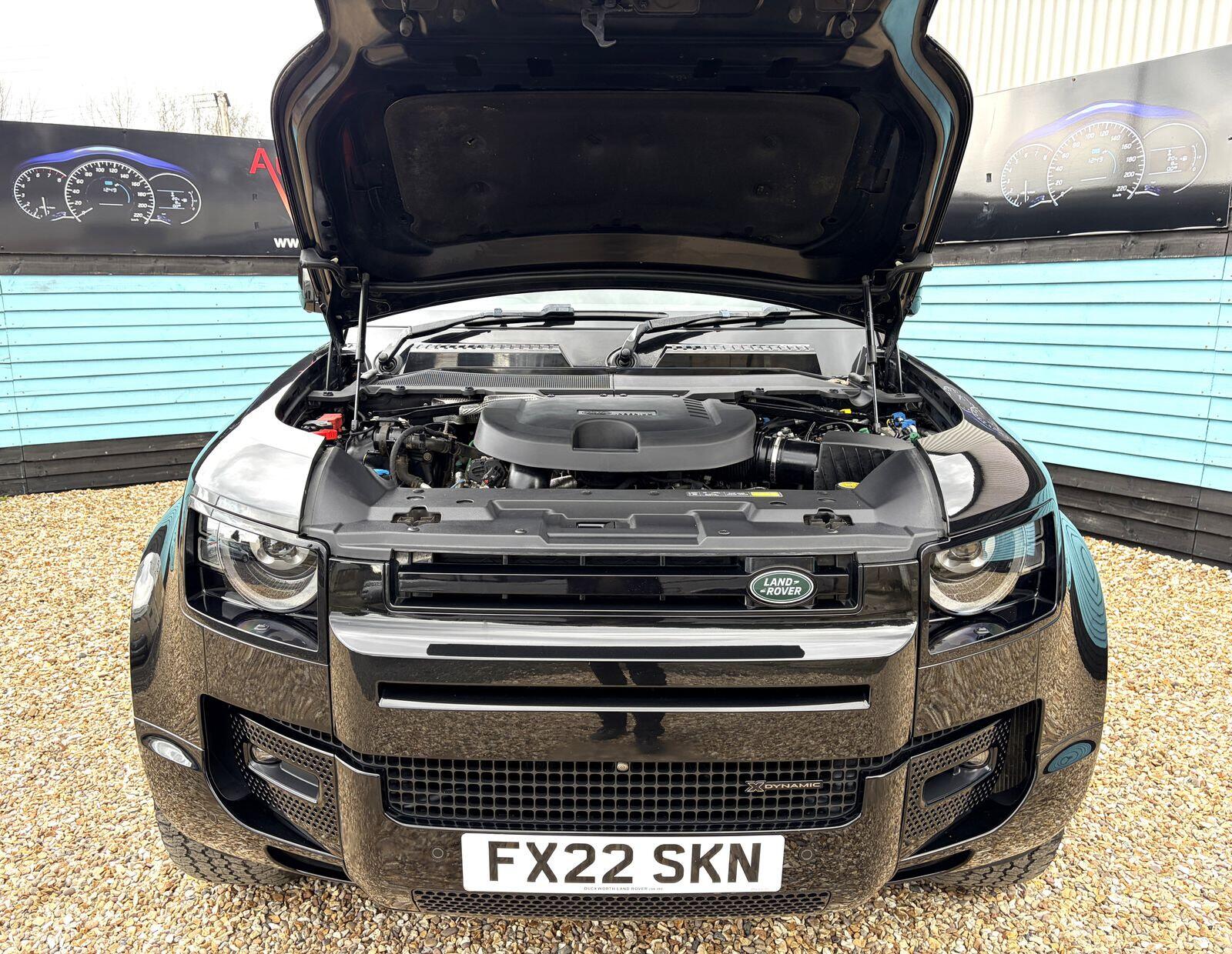 Land Rover Defender view 11