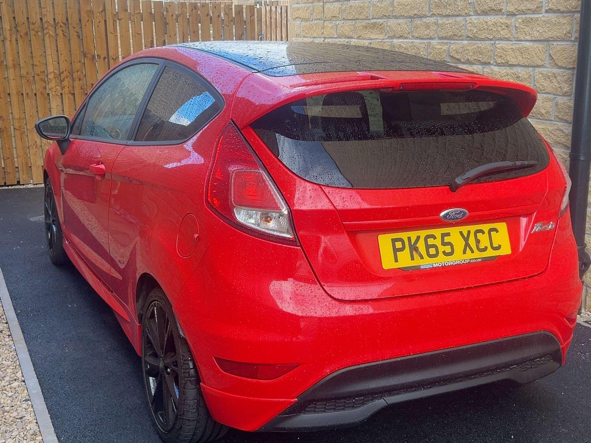 Ford Fiesta view 5