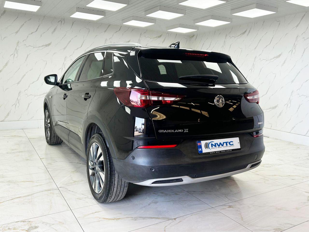 Vauxhall Grandland X view 9