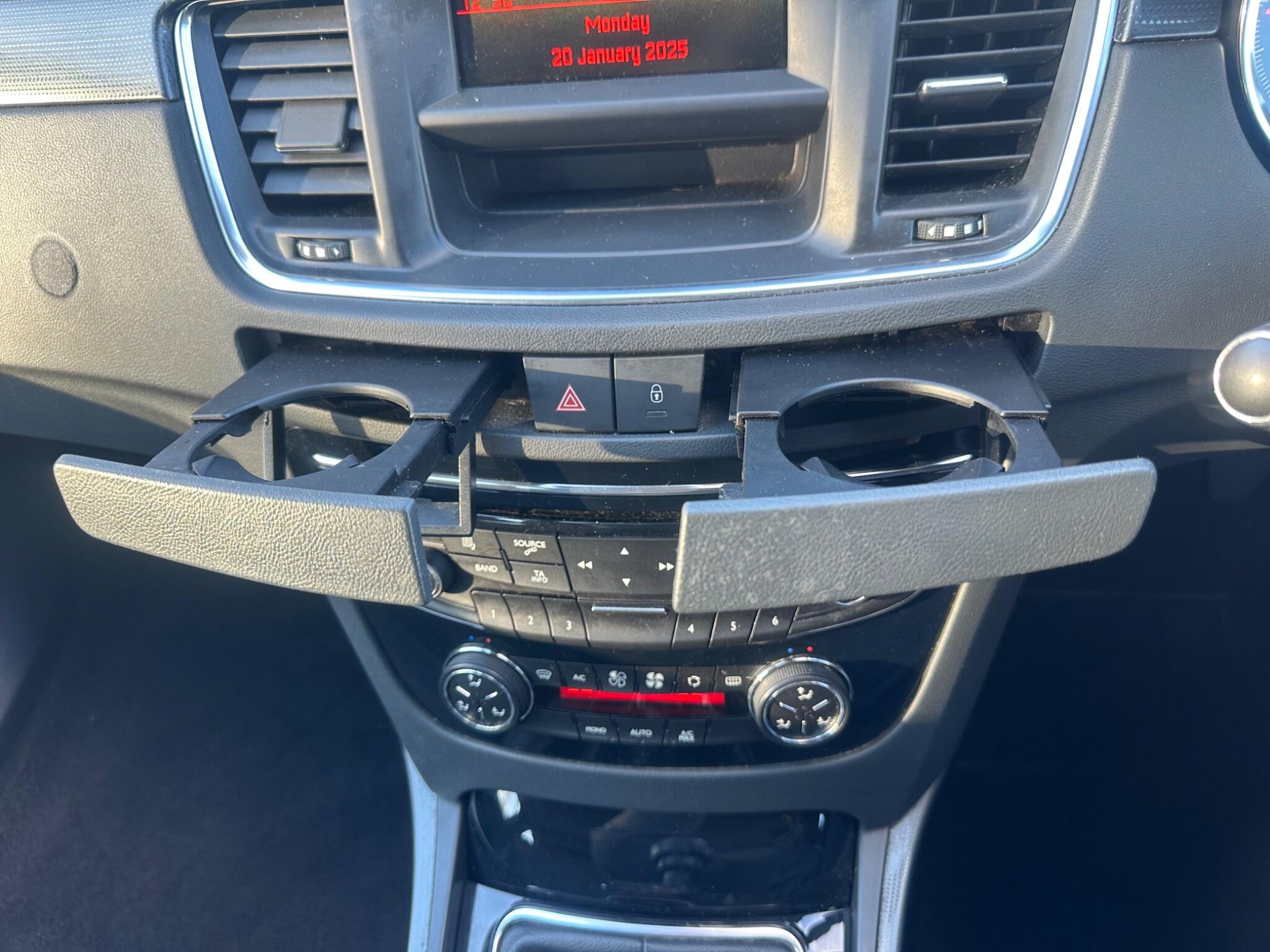 2012 Peugeot 508 image 41