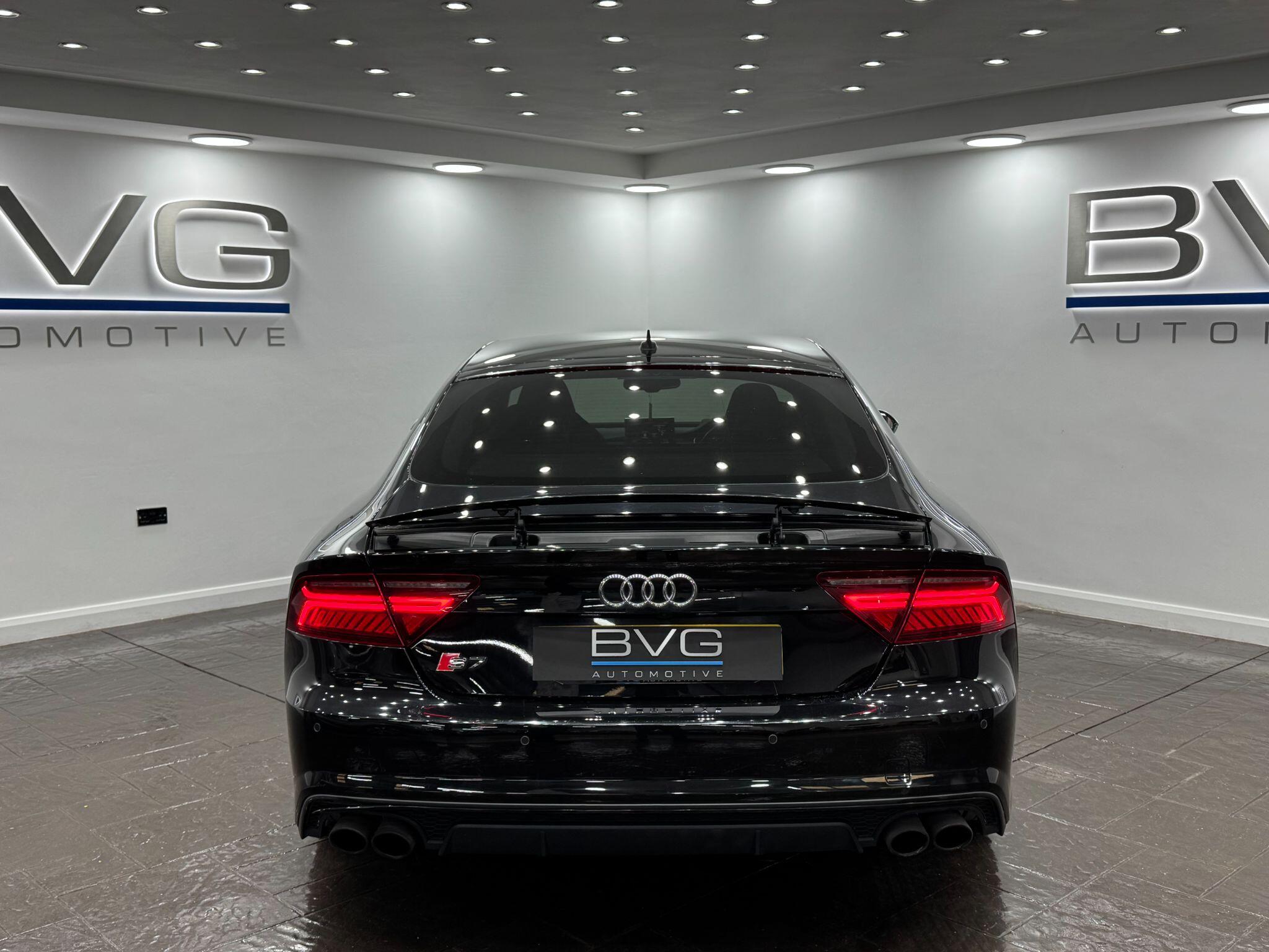 Audi S7 view 9